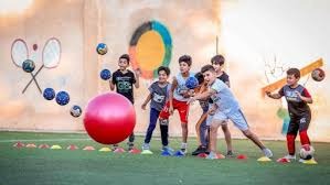 为什么棒球服的细条纹设计能显高大